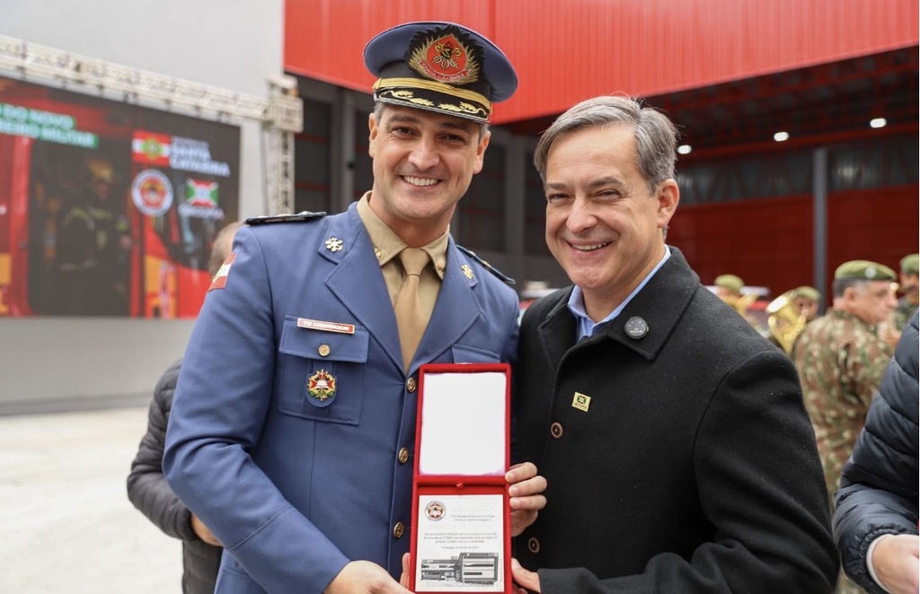 Inauguração do 4º Batalhão de Bombeiros marca assinaturas para novos investimentos em Criciúma