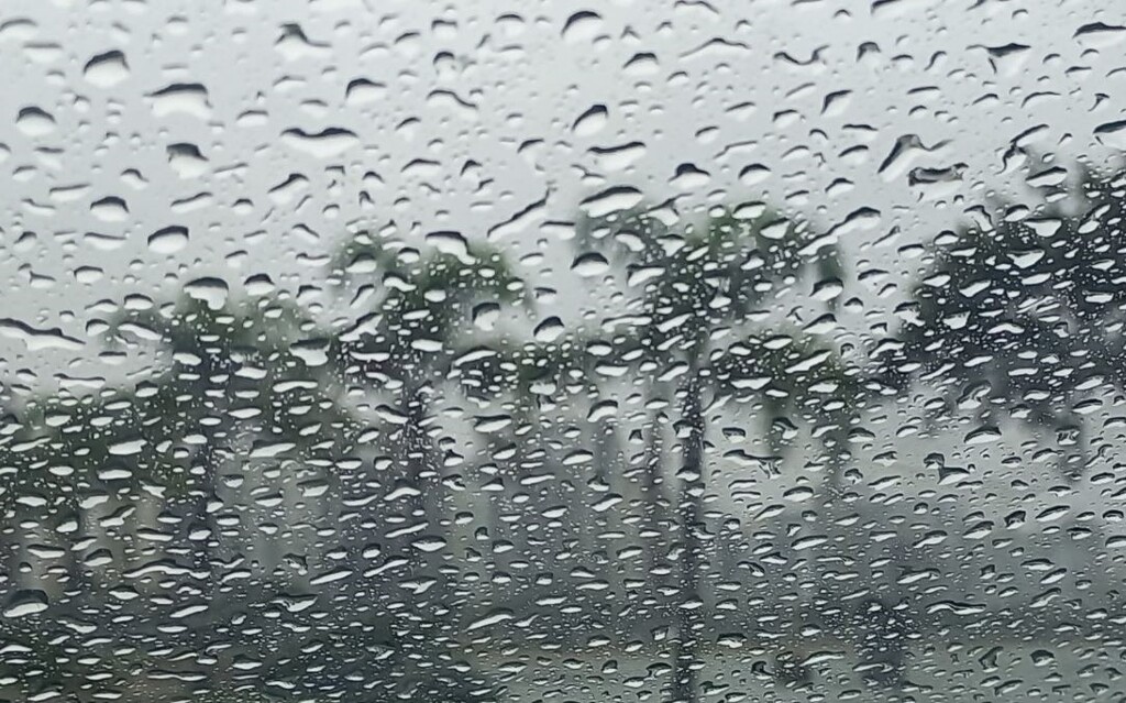 Frente fria provoca temporais isolados e queda nas temperaturas em Santa Catarina nesta semana