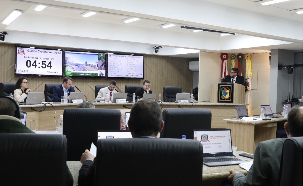 Resumo da 30ª Sessão Ordinária da 2ª Sessão Legislativa da 20ª Legislatura da Câmara de Criciúma