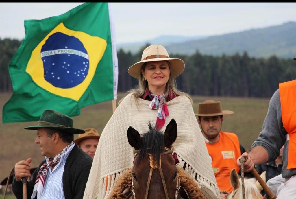 Cavalgada integra programação da 36ª Festa Nacional do Pinhão
