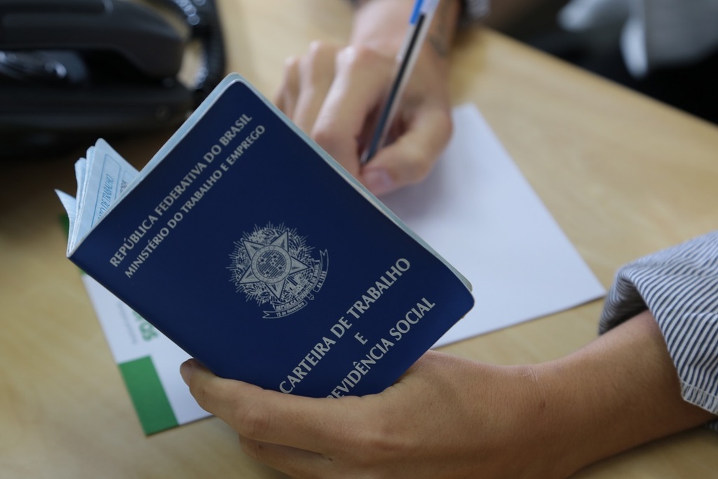 SANTA CATARINA TEM 8.580 VAGAS DE EMPREGO ABERTAS PELO SINE