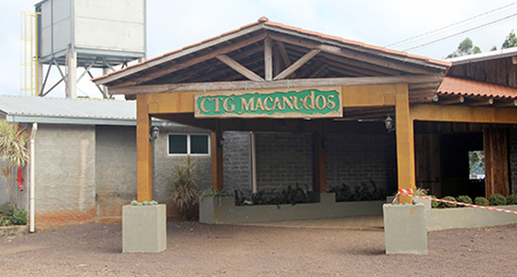 Sábado de Festival da Canção em Seara