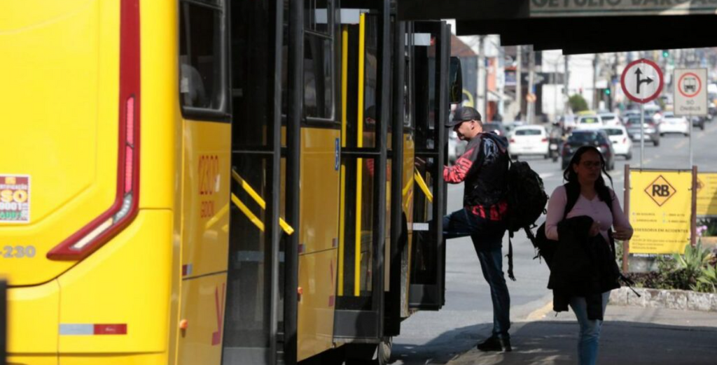 Nova linha de ônibus amplia ligação entre Guanabara e Centro de Joinville