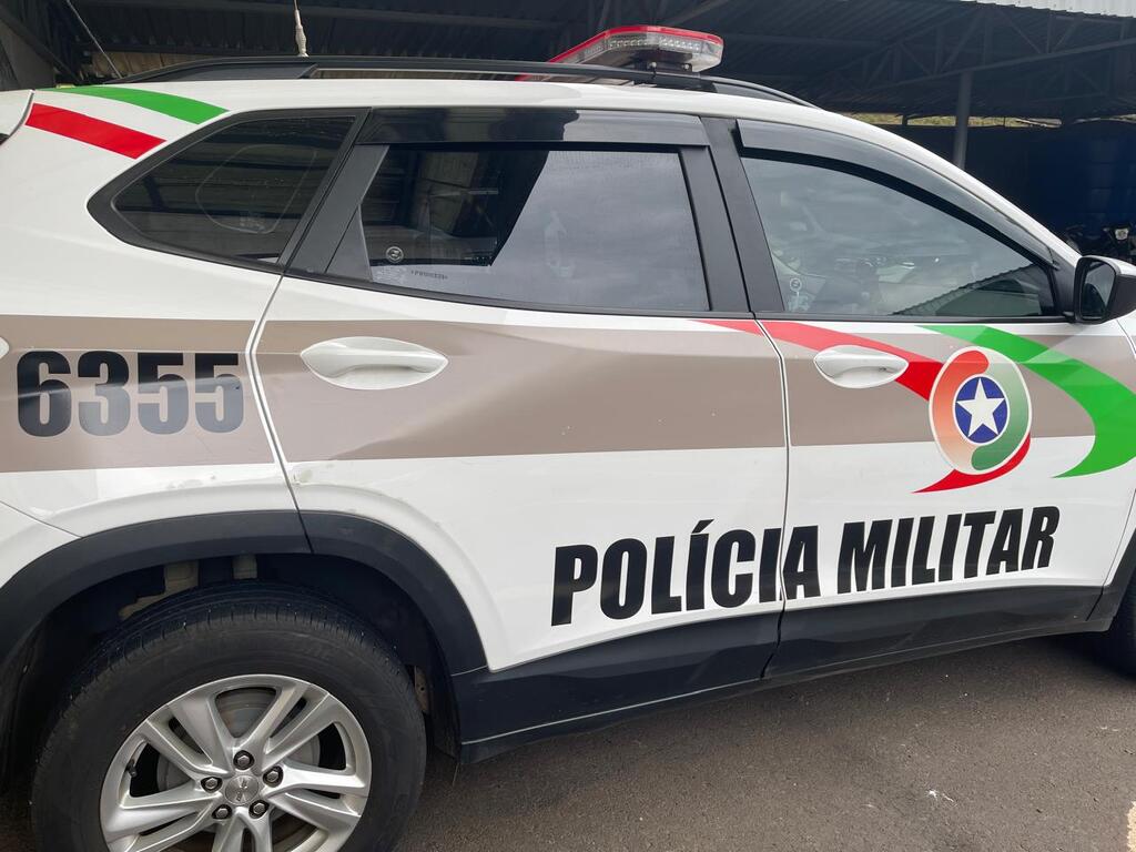 Polícia Militar cumpre mandados judiciais em Joaçaba e Erval Velho