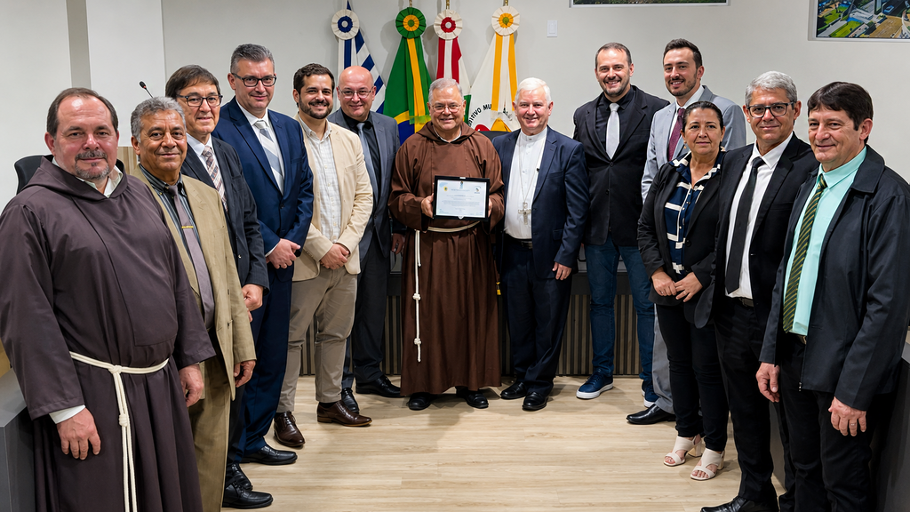 Com 64 anos de vida religiosa e 58 de sacerdócio, Frei Justino recebe Título de Cidadão Honorário de Capinzal