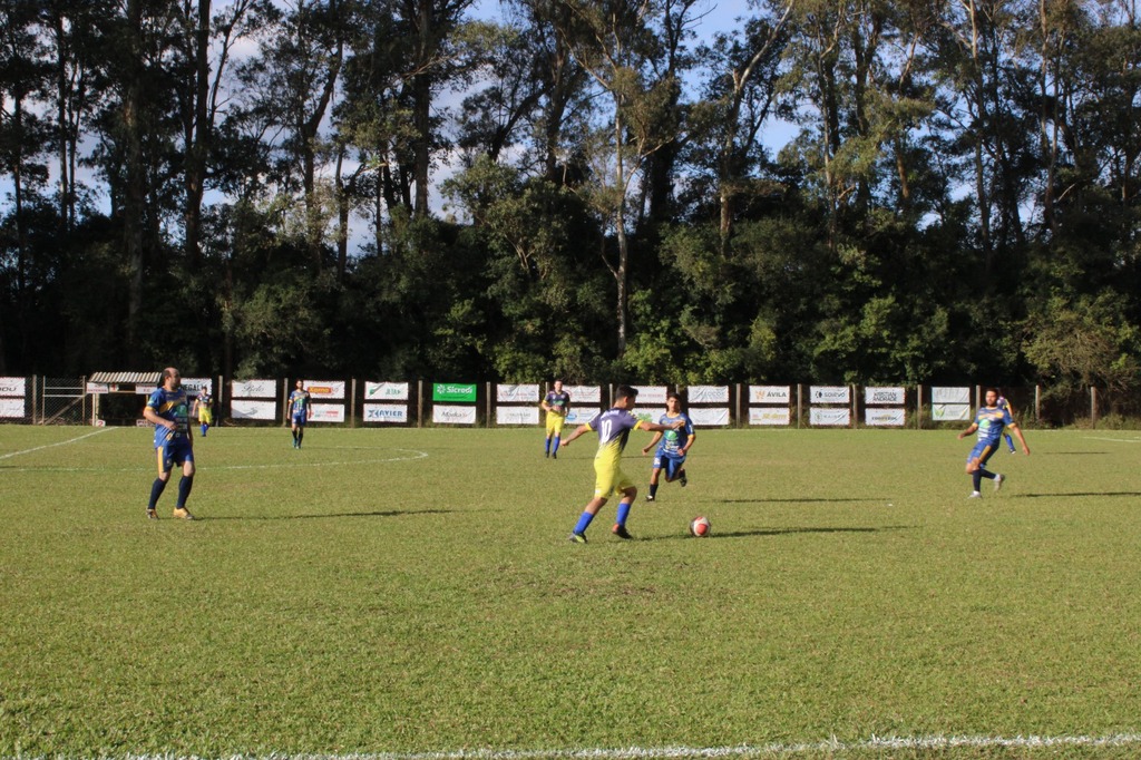 Campeonato Municipal de Futebol de Campo 2026 tem finalistas definidos em Otacílio Costa