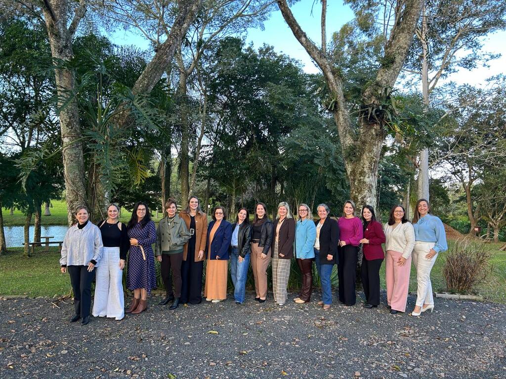 SÃO JOÃO DO SUL RECEBE ENCONTRO DE ESPOSAS DE PREFEITOS E VICE-PREFEITOS DA AMESC