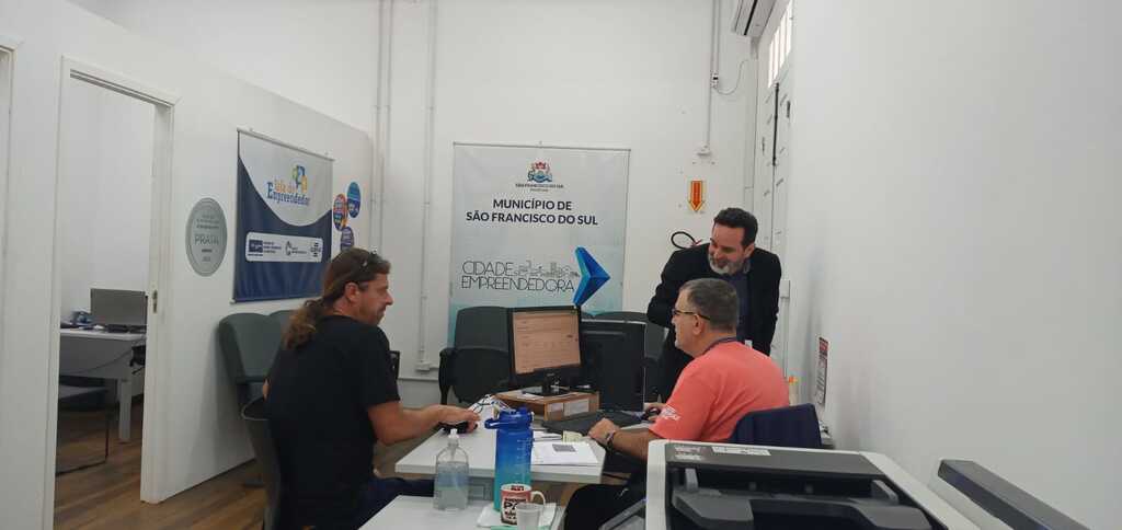 Semana do MEI registra 122 atendimentos e fortalece apoio aos empreendedores francisquenses