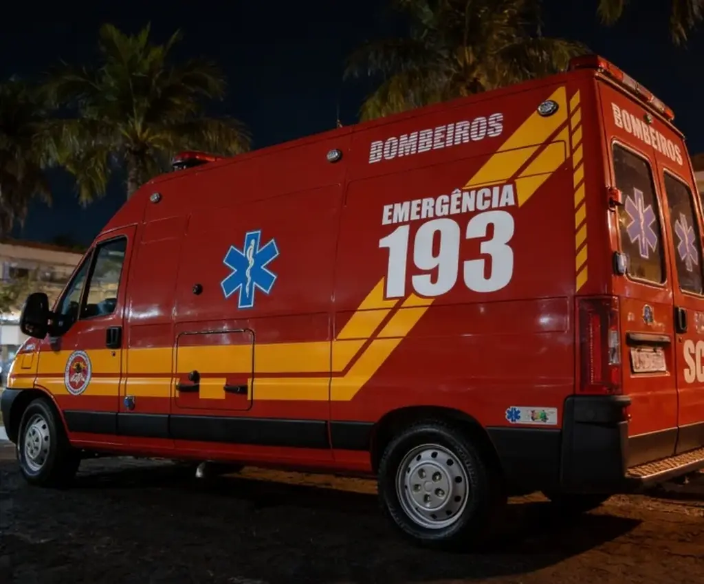 Homem é agredido com golpe de facão na cabeça em bar de Capinzal