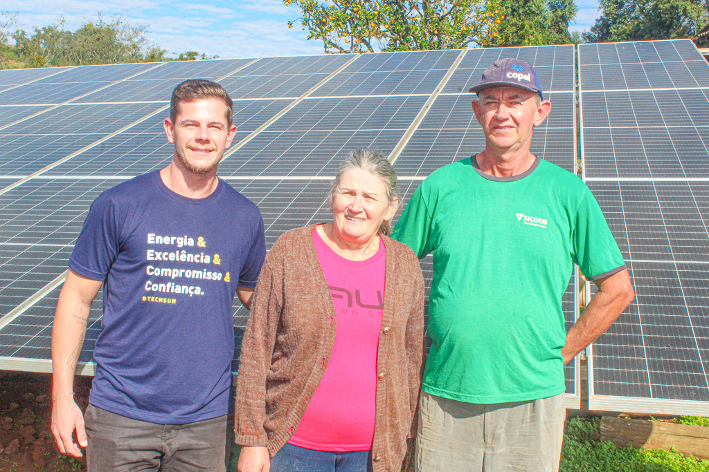 Produtor rural amplia sistema de energia solar com nova tecnologia em São João do Oeste