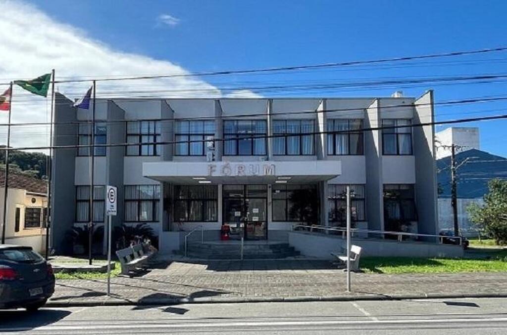 Fórum da comarca de São Francisco do Sul passa por reformas de adequação predial