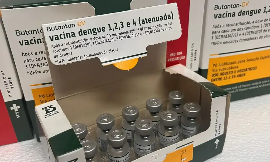 MINISTÉRIO DA SAÚDE SUSPENDE VACINA CONTRA A DENGUE DO BUTANTAN