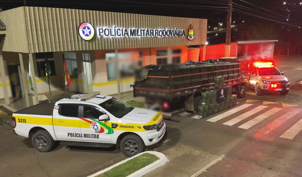 Quase 100 mil maços de cigarros são apreendidos em ação conjunta