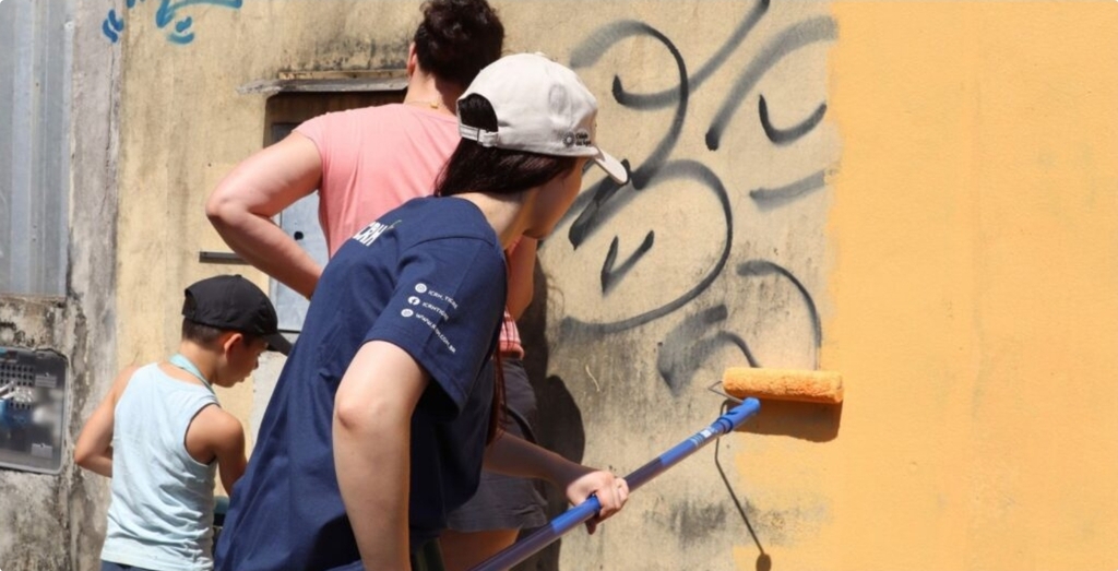 Novo mutirão contra a pichação em Joinville tem inscrições abertas para voluntários