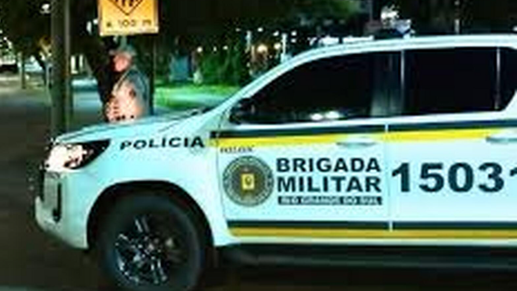 BM PRENDE HOMEM POR TENTATIVA DE HOMICÍDIO E PORTE ILEGAL DE ARMA DE FOGO EM TORRES