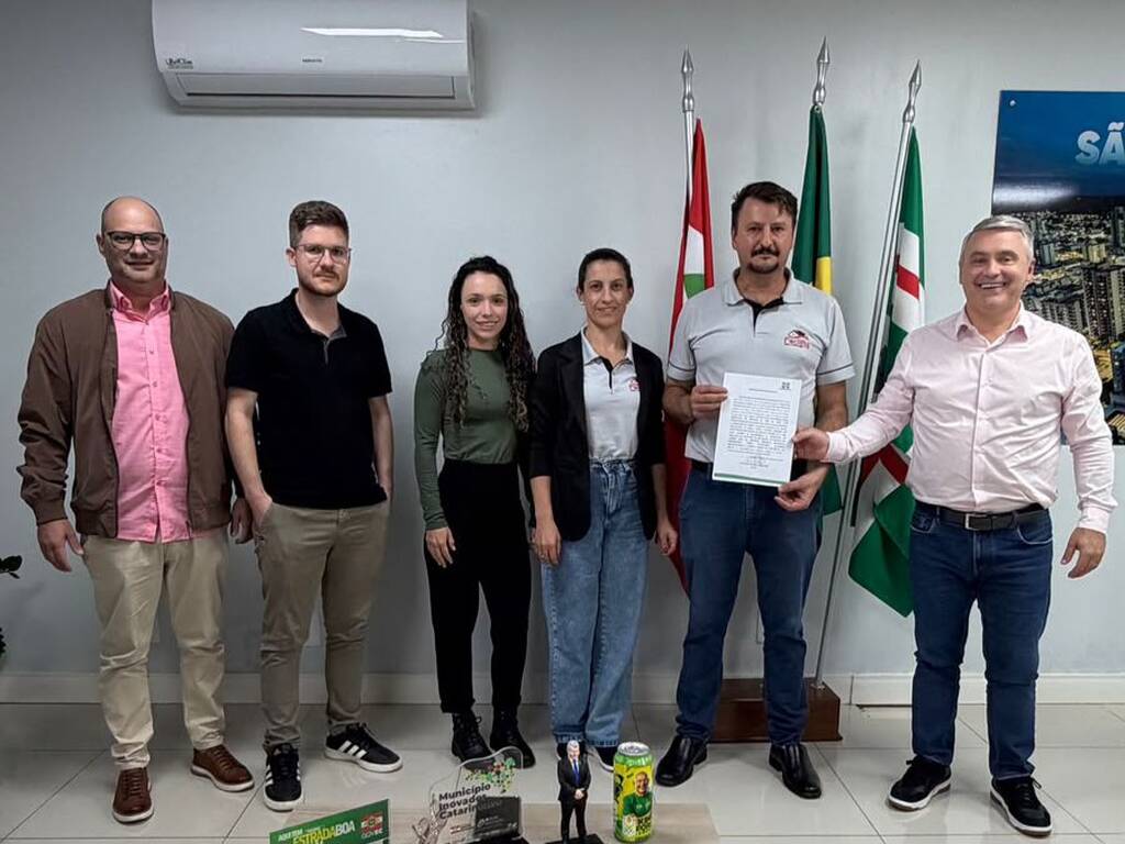 Prefeitura autoriza início de três importantes obras de reforma e ampliação em escolas do município