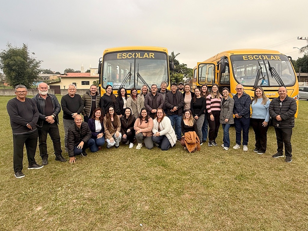 SANTA ROSA DO SUL AUMENTA FROTA MUNICIPAL DE ÔNIBUS ESCOLARES