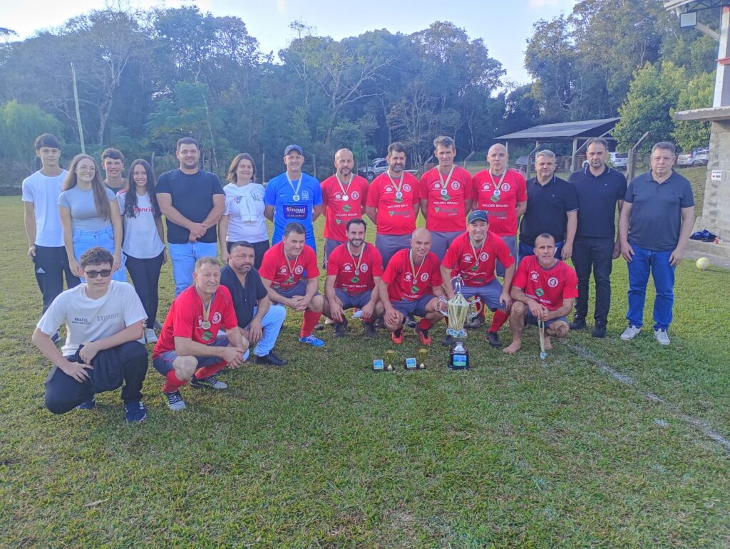 BENFICA E GUARANI CONQUISTAM O CAMPEONATO MUNICIPAL DE FUTEBOL SUÍÇO 2026 DE LACERDÓPOLIS