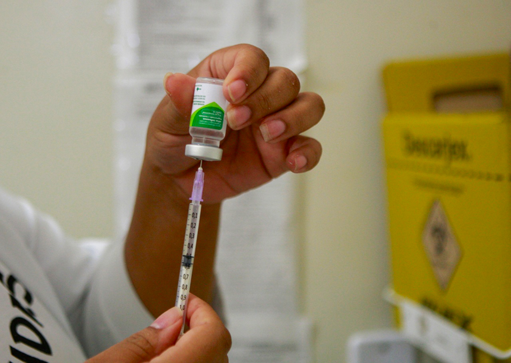 VACINAÇÃO CONTRA  A GRIPE ESTÁ LIBERADA PARA TODA  A  POPULAÇÃO DE SÃO JOÃO DO SUL