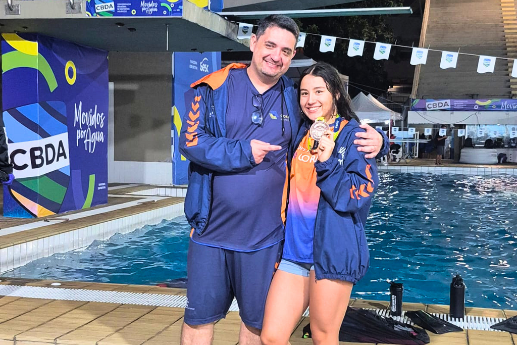 Atleta de Joinville conquista medalha de bronze no Campeonato Brasileiro Júnior de Natação