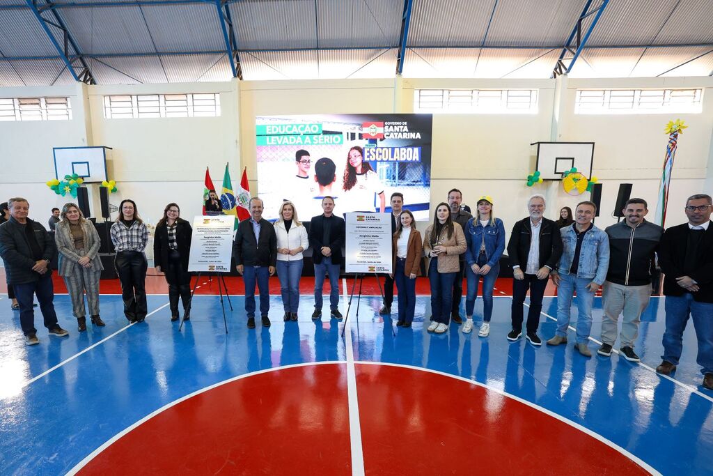 Governo de SC inaugura reforma e ampliação de  escola em Xaxim e anuncia quase R$ 28 milhões em investimentos para a  educação de Xanxerê e região