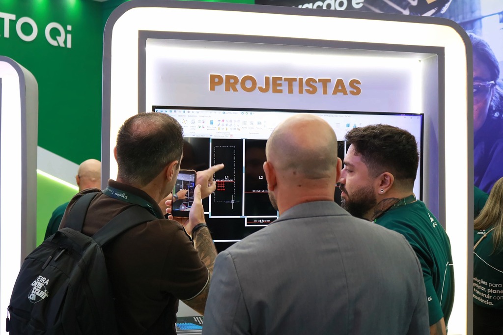 Engenharia brasileira muda forma de cobrar por projetos e BIM avança no setor, revela pesquisa
