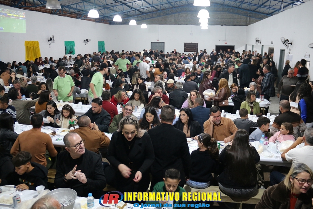 SUCESSO NA FESTA EM HONRA A SANTO ANTÔNIO E NOSSA SENHORA APARECIDA EM TRÊS COQUEIROS - SÃO JOÃO DO SUL