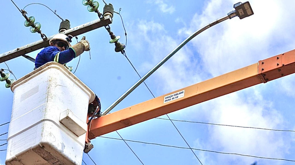 Canoinhas está recebendo mais de duas mil novas luminárias de LED