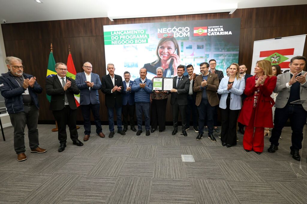 Governo do Estado lança programa para desburocratizar a abertura de empresas