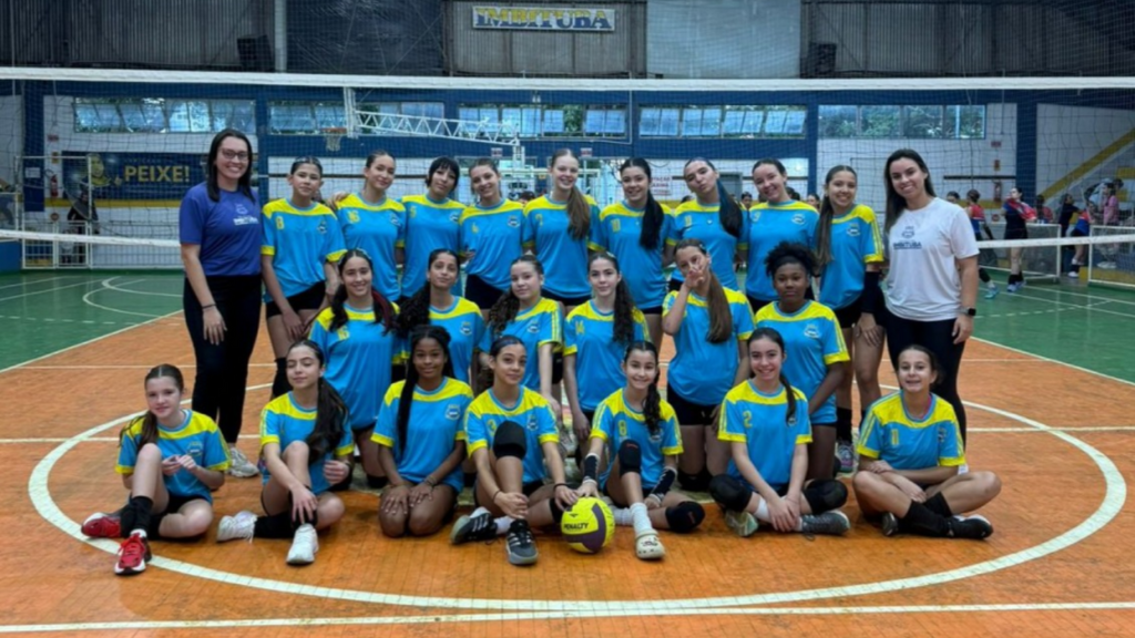 Imbituba estreia com vitória e partidas equilibradas na Copa Regional de Voleibol Feminino