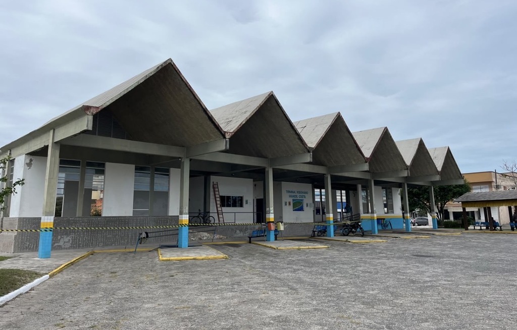 Inicia a reforma do Terminal Rodoviário de Balneário Arroio do Silva