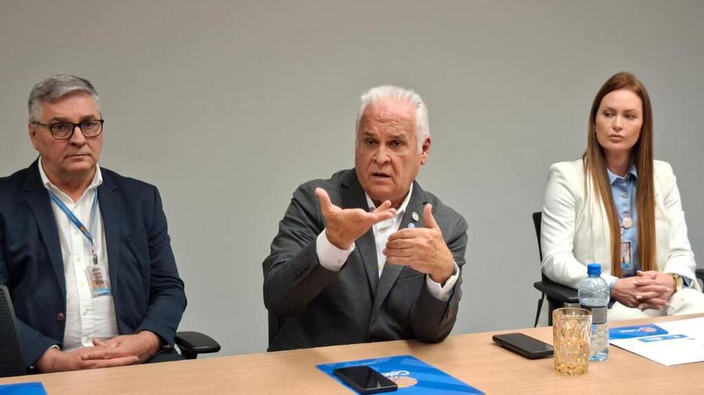 REAJUSTE NA TARIFA DE ENERGIA PODE CHEGAR A 11,7%. CELESC ESCLARECE QUE APENAS 17% DA CONTA DE LUZ FICAM COM A COMPANHIA