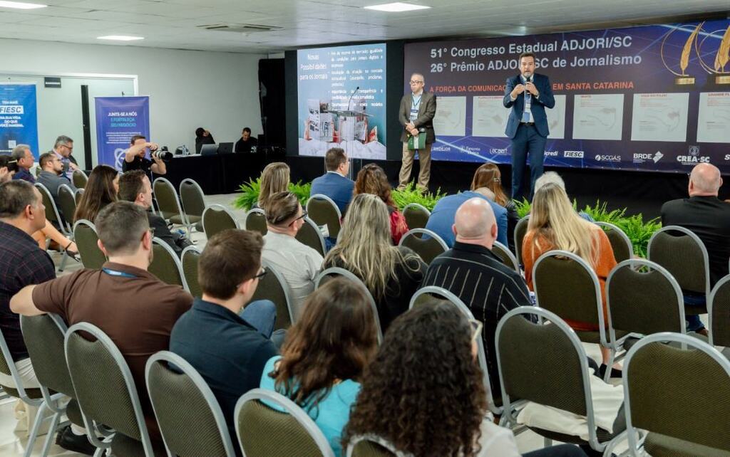 Encontro nacional reúne imprensa de oito estados em Santa Catarina