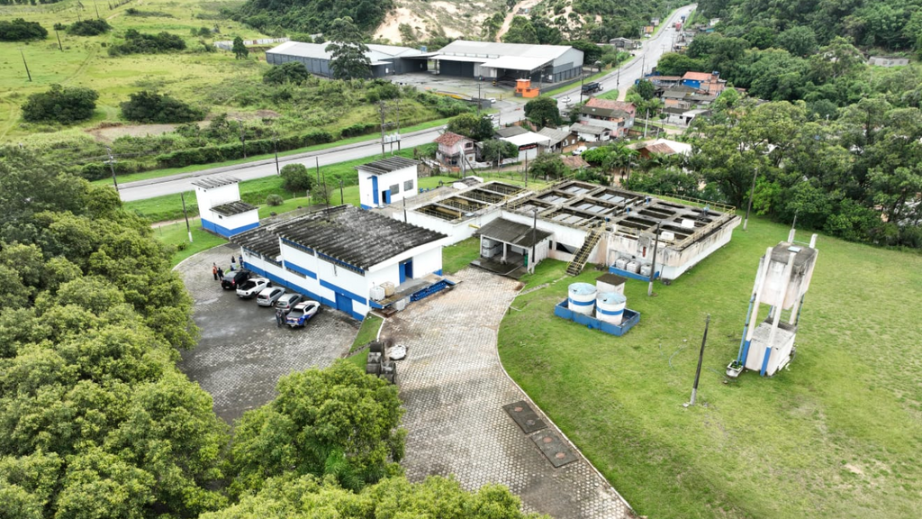 Fiscalização ambiental interrompe dragagem no Rio Duna e abastecimento começa a ser normalizado em Imbituba