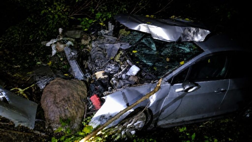 Veículo capota após saída de pista na SC-355 em Jaborá, no final da tarde de sexta-feira (19)