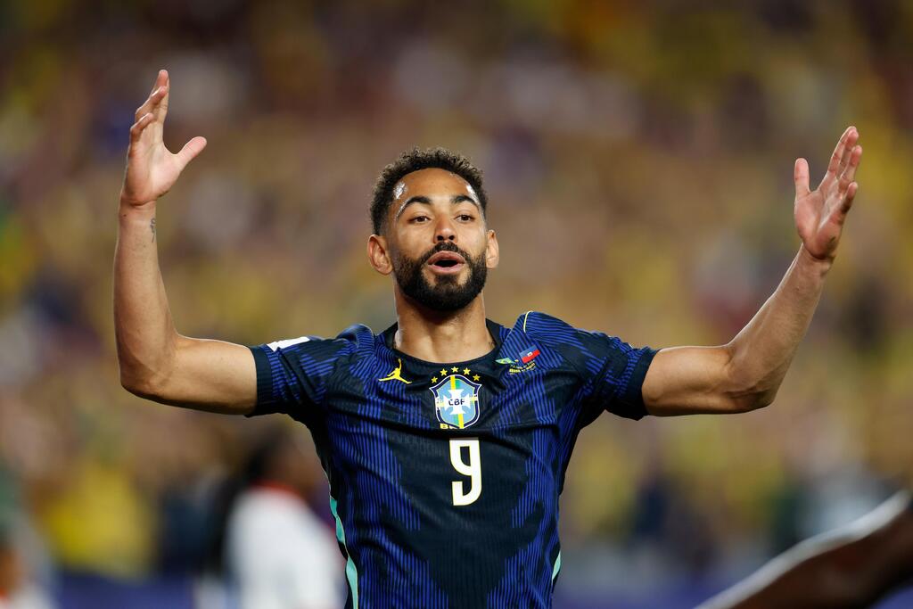 Brasil vence Haiti por 3 a 0 e assume liderança do Grupo C