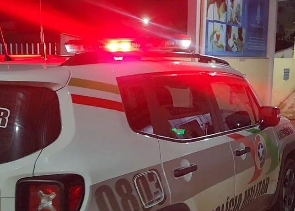 Polícia Militar atende briga familiar no interior do município de Ouro, na noite de sábado (20)
