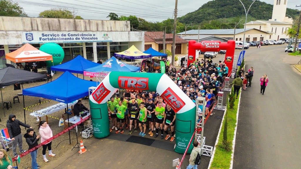 MAIS DE 400 ATLETAS PARTICIPAM DE ETAPA DO CAMPEONATO GAÚCHO DE CORRIDA EM TRILHA EM MORRINHOS DO SUL