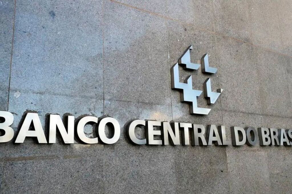 Focus mantém IPCA de 2026 em 5,33% e Selic em 14%