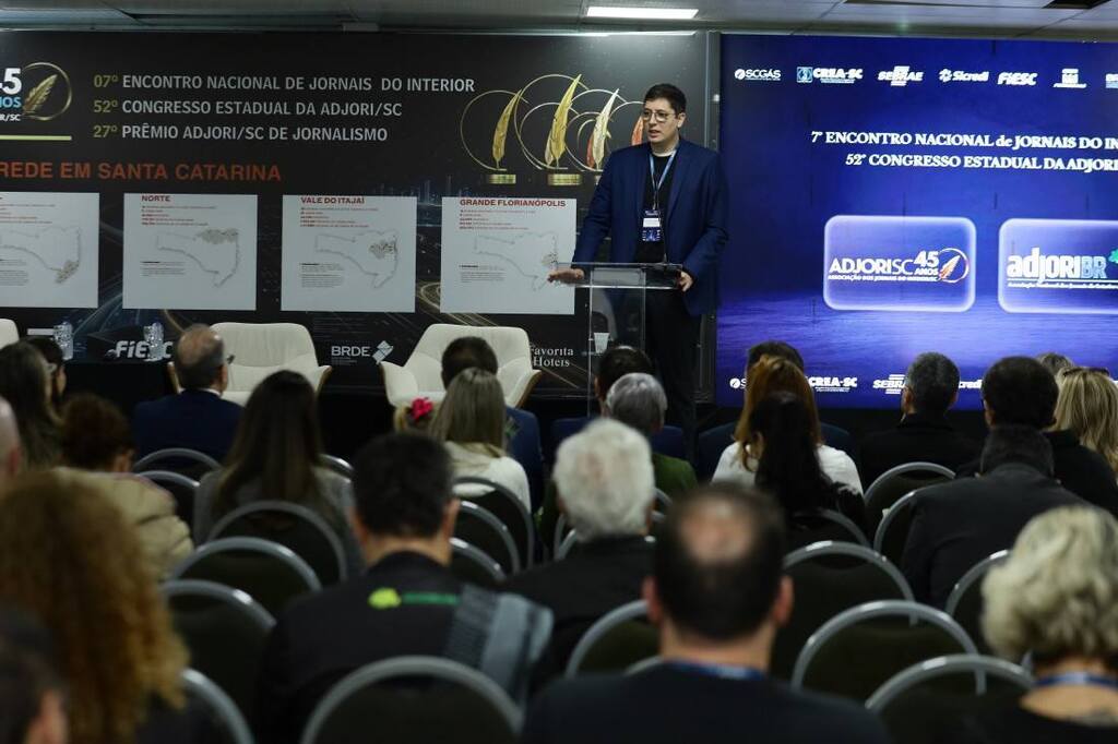 Congresso da Adjori/SC reuniu imprensa de oito estados para discutir credibilidade, gestão e os desafios do jornalismo regional