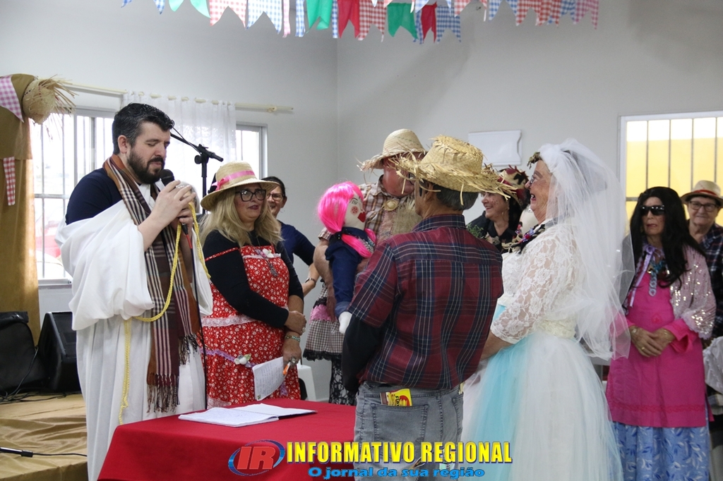 ALEGRIA E MUITA ANIMAÇÃO MARCAM O ARRAIÁ DA MELHOR IDADE EM SÃO JOÃO DO SUL