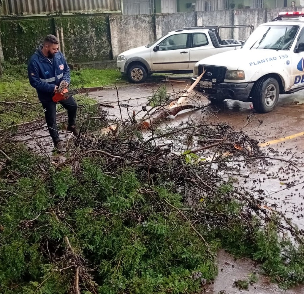 Prefeitura realiza 66 atendimentos e continua com atuação preventiva durante período de chuvas
