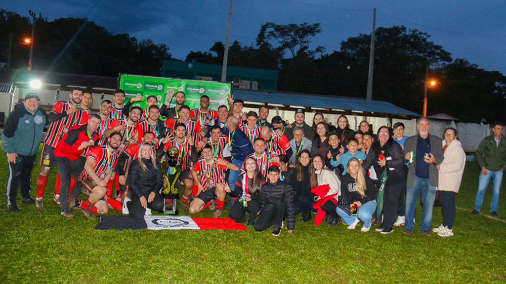 ESTÂNCIA E MAGNUS FC CONQUISTAM  O CAMPEONATO MUNICIPAL DE FUTEBOL 2026 DE PRAIA GRANDE