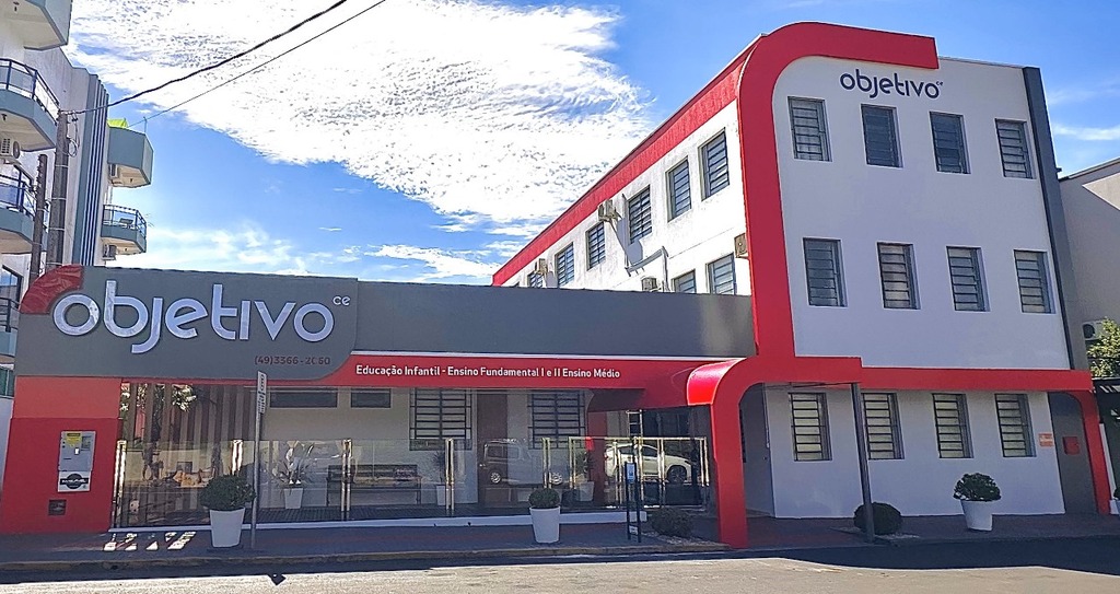 Escola Objetivo de Pinhalzinho conquista, pelo segundo ano consecutivo, o 1º lugar em Redação no ENEM em Santa Catarina