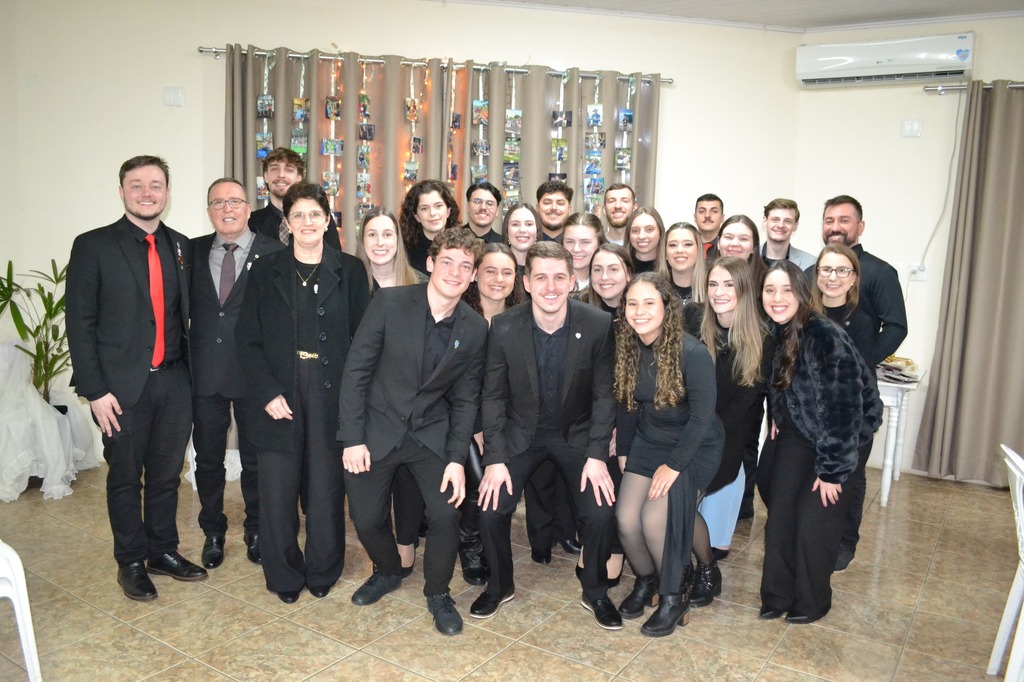 LEO Clube Ômega São Miguel do Oeste Universidade tem nova diretoria