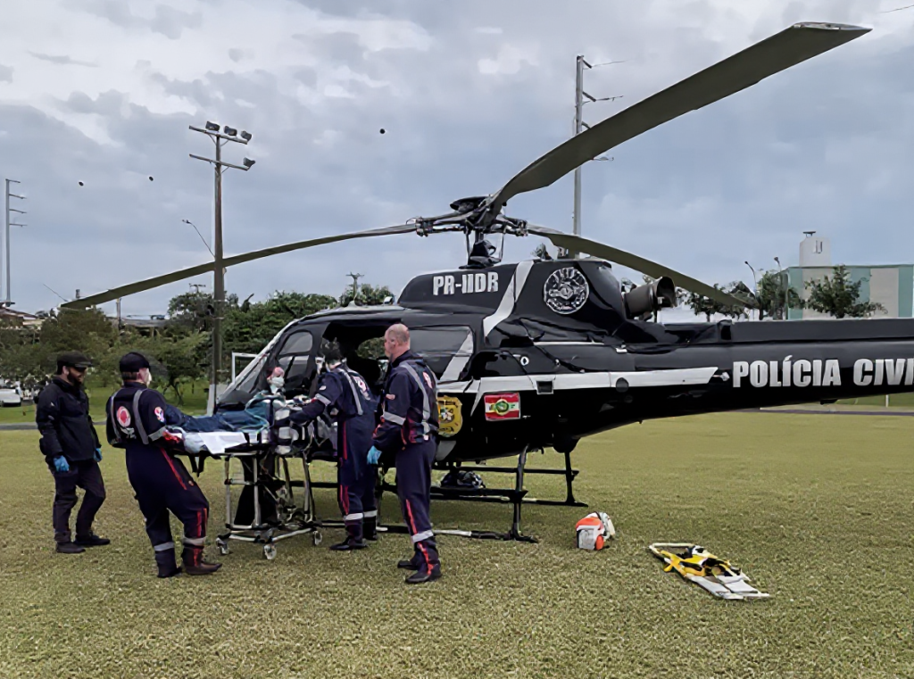 HOMEM DE PRAIA GRANDE COM SUSPEITA DE AVC PRECISOU SER TRANSFERIDO PELA EQUIPE DO SAER PARA HOSPITAL DE CRICICIÚMA
