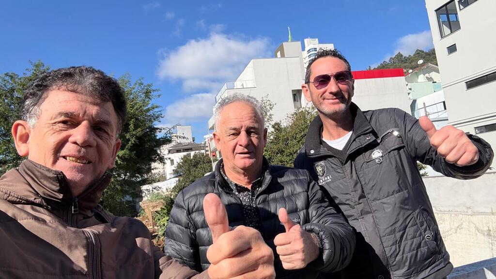 Jornal O Tempo celebra 37 anos de história e homenageia o comunicador Alexson Luiz Matos