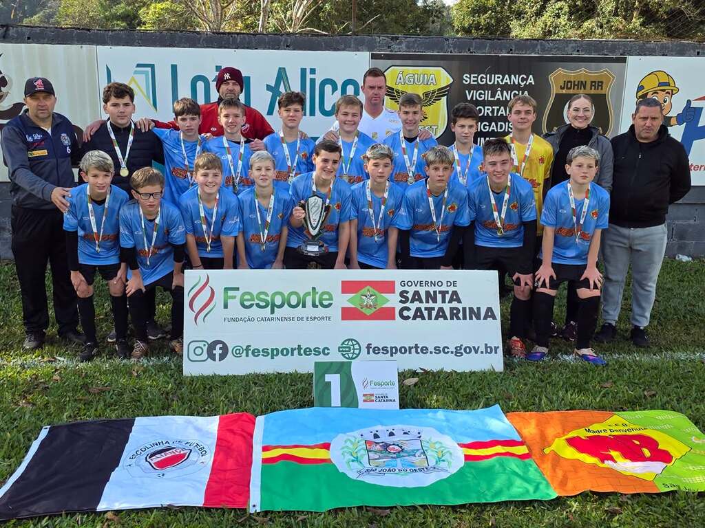 São João do Oeste conquista os dois títulos da etapa microrregional do Moleque Bom de Bola