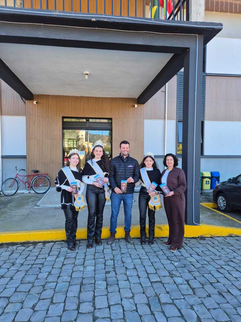 https://suitacdn.cloud-bricks.net/fotos/15885661/file/desktop/51a3538f-ea2a-47d2-9ec8-d5fb16796b4d.jfif?1783538876