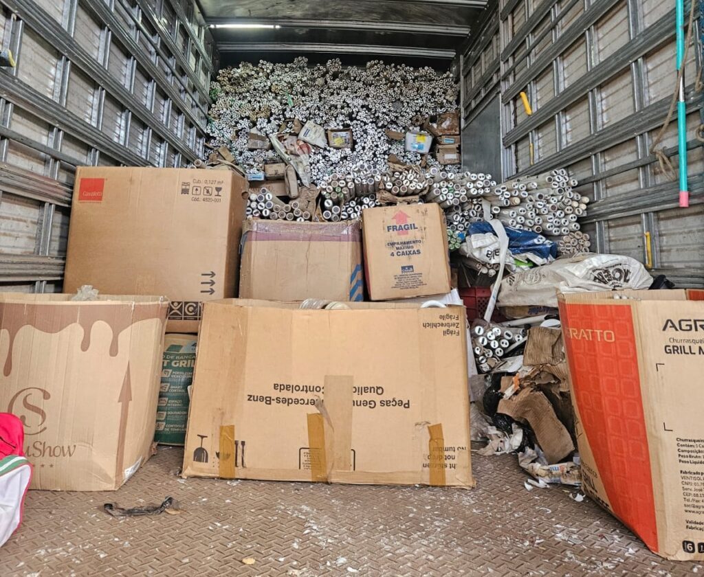 Mais de 3 mil lâmpadas recebem destinação correta